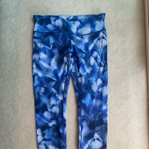 Lululemon leggings size 8